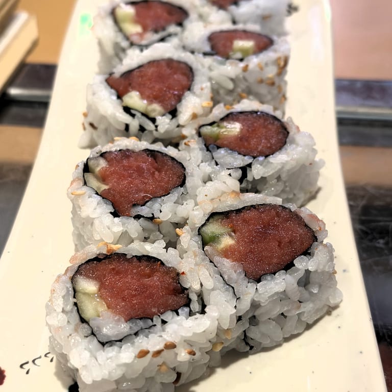 Delicious Spicy Tuna Roll