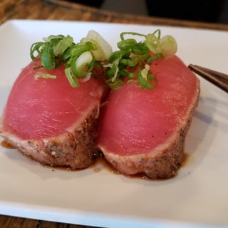 Seared Tuna Sushi