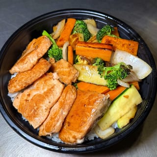 Hibachi Salmon Bowl