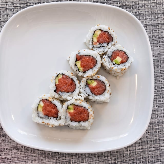 Tuna Roll.